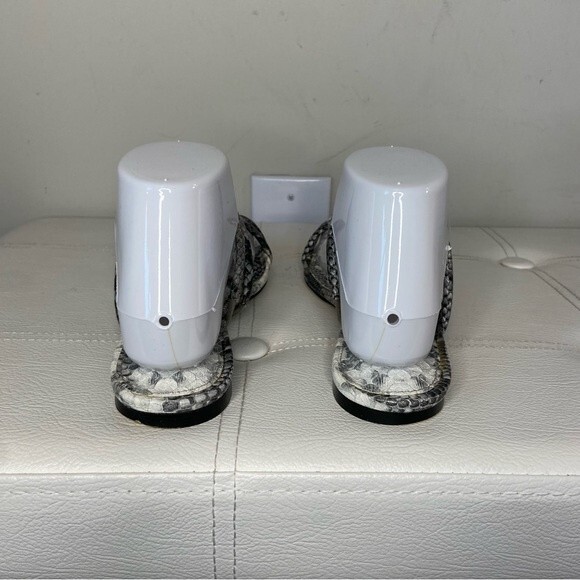 Express Gray White Snake Print Square Toe Sandals Size 7 - Picture 4 of 9